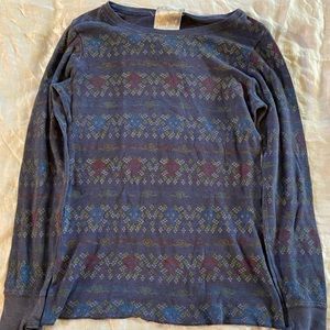 Delia*s Longsleeve Thumb Hole Blue Skulls Thermal